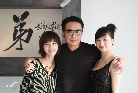 馬景濤女兒曝光！罕見亮相「五官精緻神似老爸」氣質甜美　支持再婚「與大9歲繼母」同框如姊妹