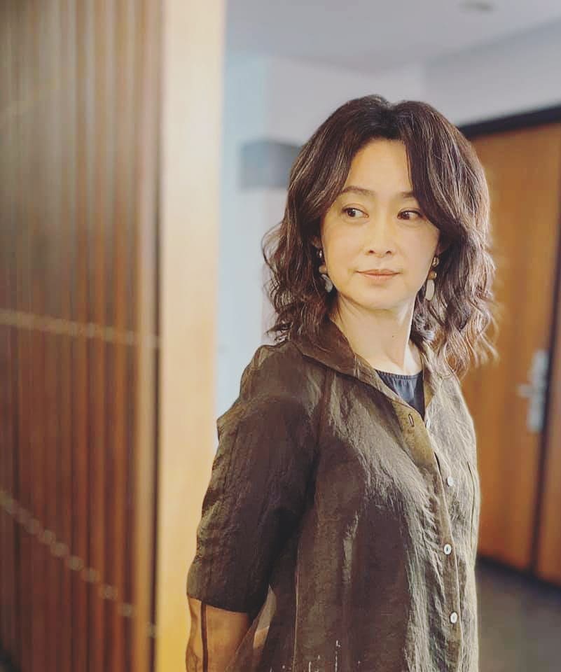 全家照顧失智母！劉瑞琪憶「媽媽還沒50歲患病」曾吼：她為什麼變這樣　坦言不孝「每天陪母複習人生」30年不喊累