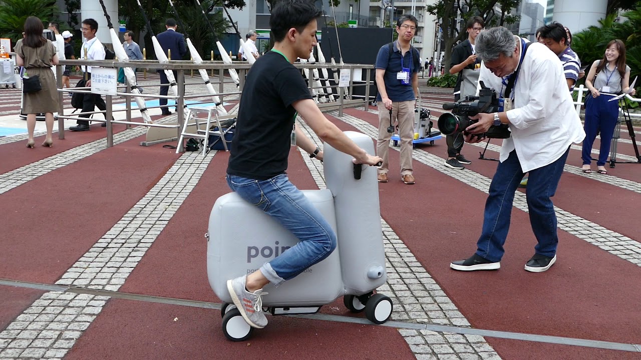 破天荒發明！日本推「充氣式電動車」震撼全球　充氣設計「還能收納放包包」重量僅有5.5公斤