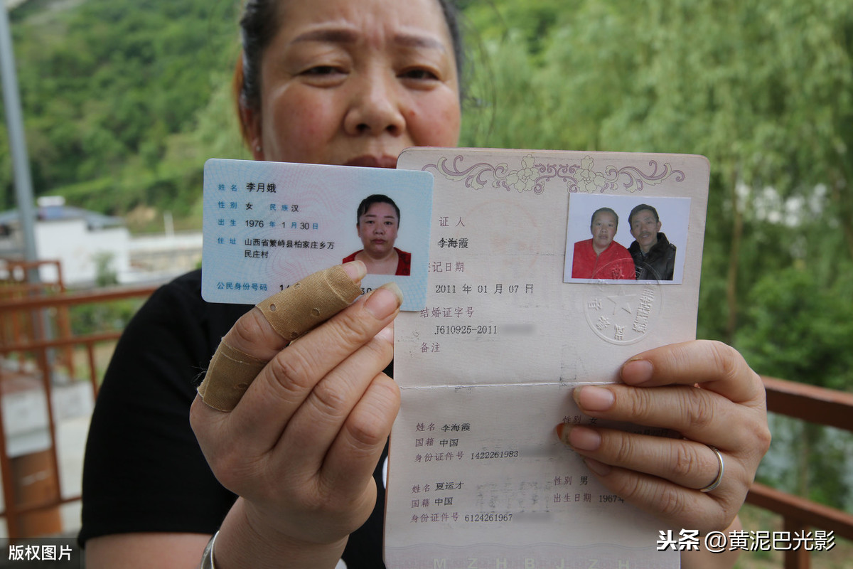 將錯就錯！女兒未滿2歲「前夫為小三趕妻出門」　氣不過理論竟「打錯電話」意外尋得此生所愛