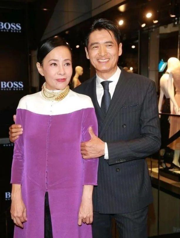 一個女婿半個兒！周潤發為岳父介紹對象「走出喪妻痛」　離開14年「堅持為其遺孀養老」：我們都是一家人