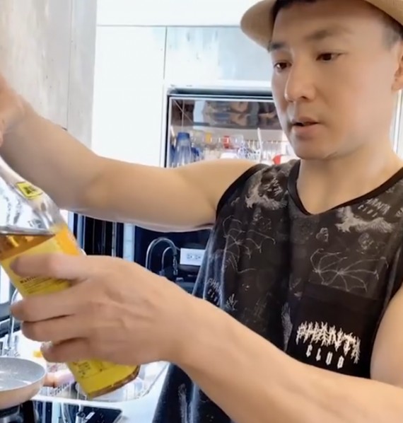 第一印象超差！劉畊宏愛妻「爆料相戀趣事」吐槽：他像玩咖　「超寵女兒辦公主派對」6歲小泡芙近照曝光