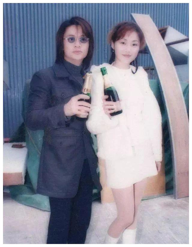 為救妻子花光積蓄！男星隱退「照顧老婆36年」甘願拋下名利　毫無怨言「最重要的是我太太」：名利都是虛幻