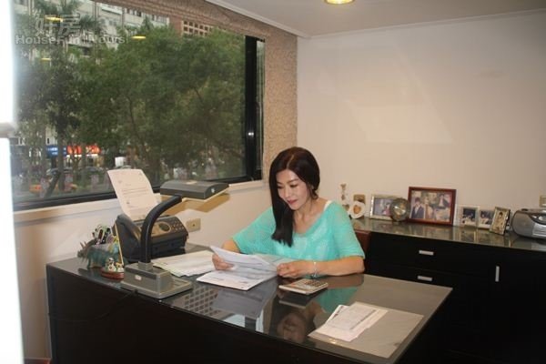 以屋換屋笑住豪宅！蔣黎麗揭「7百萬房接手1.1億頂級雙門戶」翻身史　「理財心法大公開」：有耐心才賺得到錢