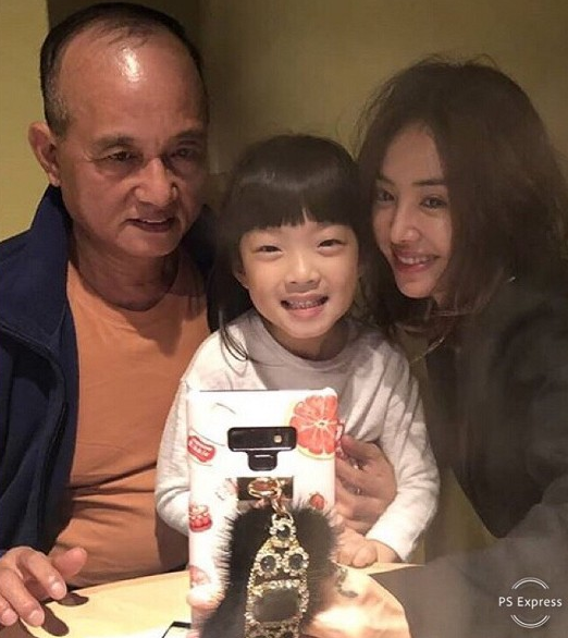 蔡依林有弟弟了！爸爸傳另組家庭「外面有5歲兒子」　鄰居曝「生母大家都知道」早就出雙入對