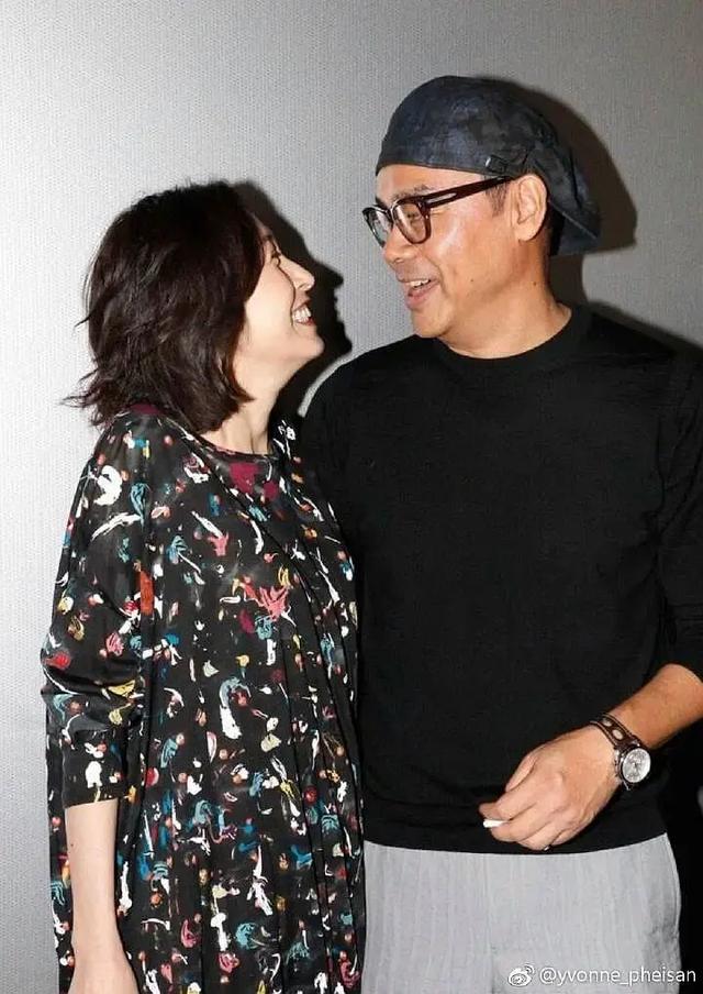 神仙眷侶！最高學歷港姐嫁影帝「22年婚姻甜如初戀」53歲眼裡仍藏愛「每年收到一件愛的禮物」