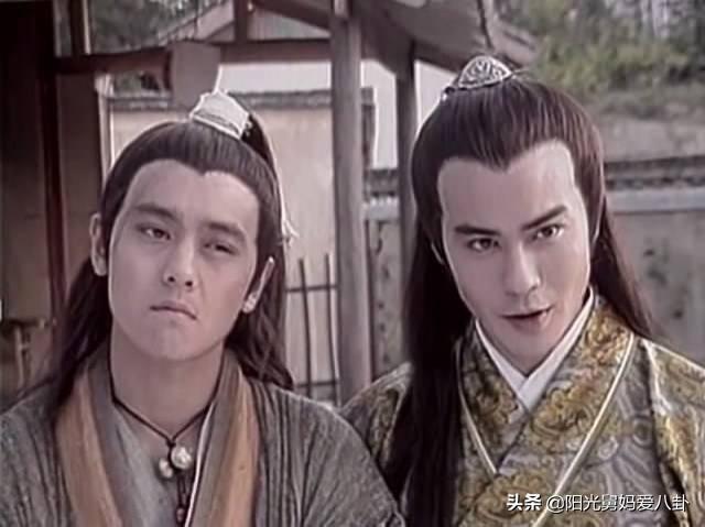《步步驚心》八爺再當爸！「甜攬小21歲嬌妻秀恩愛」產後1年又報喜　大兒子「五官精緻似混血」全家福超吸睛