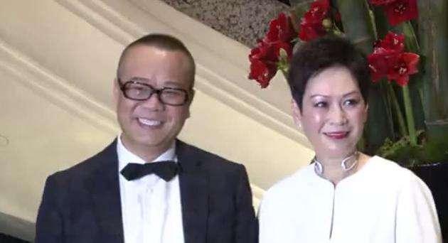 跑10年龍套終成視帝！歐陽震華娶富家女被酸「吃軟飯」老婆挺「他才是我的長期飯票」錢全部上交