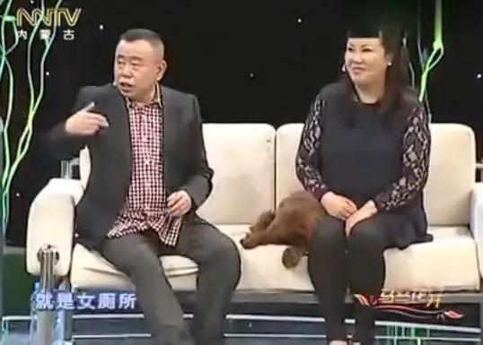 攜手39年！男星不得志「妻陪住8年廁所」　爆紅後自大嫌棄老婆「她包容忍讓2年」收心成寵妻好男人
