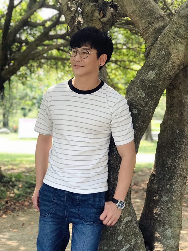 差16歲依舊甜蜜！李新「出身名門成績好」沈世朋坦言：曾覺得配不上她　「見面5次結婚」今一家3口幸福美滿