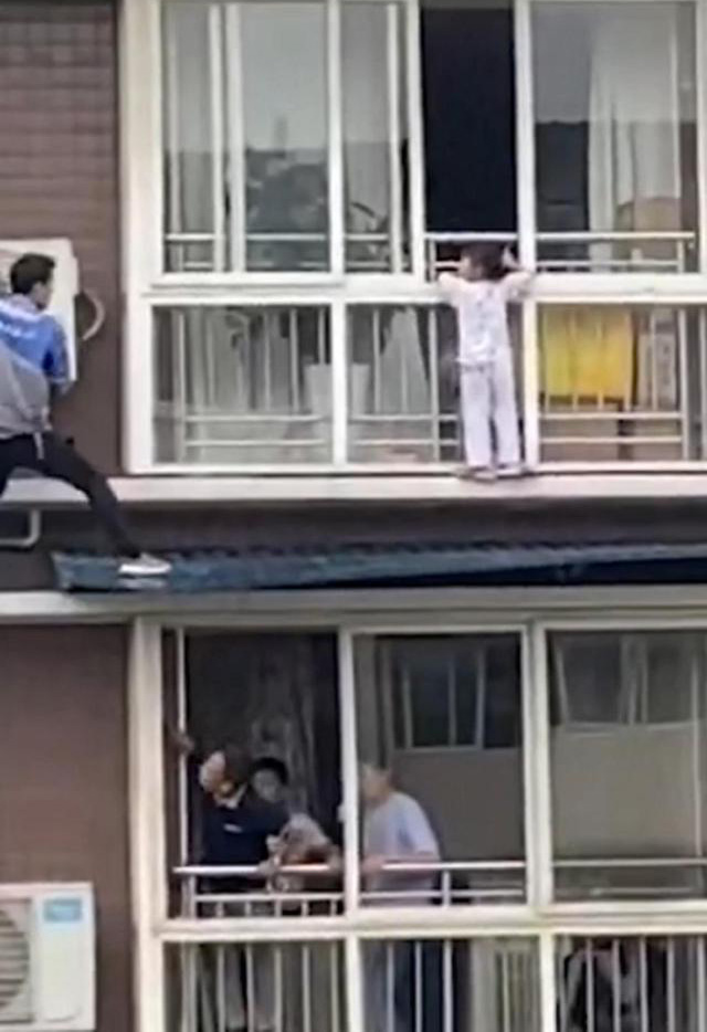 好人有好報！英勇空調小哥「30秒徒手爬6樓」救下6歲女孩   老闆大方獎勵「價值253萬房產」全網讚爆