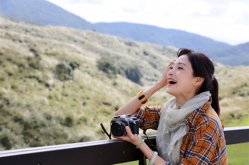 把家人擺第一！方季惟「照顧父母到終老」奉獻半輩子　罕吐「53歲仍未婚原因」：單身更自在