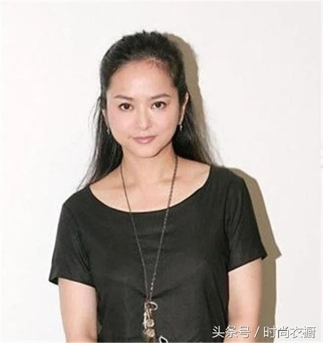 嫁豪門遭欺壓！當紅女星葉蘊儀「公主成棄婦」5年失去一切　多年後再現身「緊抱孩子大哭」：我是自己的女王