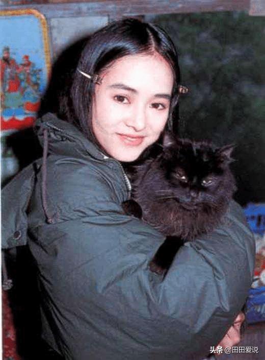 嫁豪門遭欺壓！當紅女星葉蘊儀「公主成棄婦」5年失去一切　多年後再現身「緊抱孩子大哭」：我是自己的女王