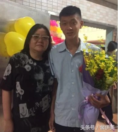 來不見看到！陳寶蓮一生只肯愛一人「獨留兒黯然離去」　王牌經紀人主動撫養「18歲成183高挑帥哥」情同親生