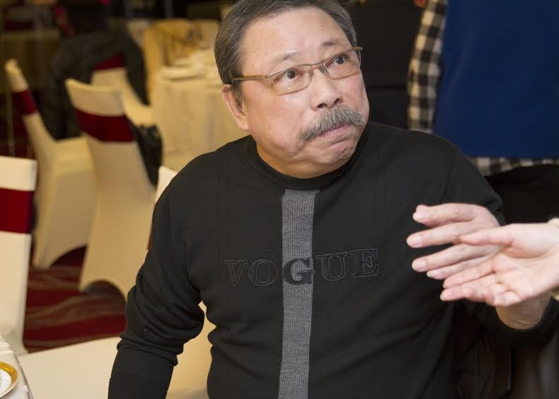 78歲陳松勇未婚無子「待外傭如親女兒」：家裡錢隨便花　憂會先走「送金飾留200萬」生活已離不開她