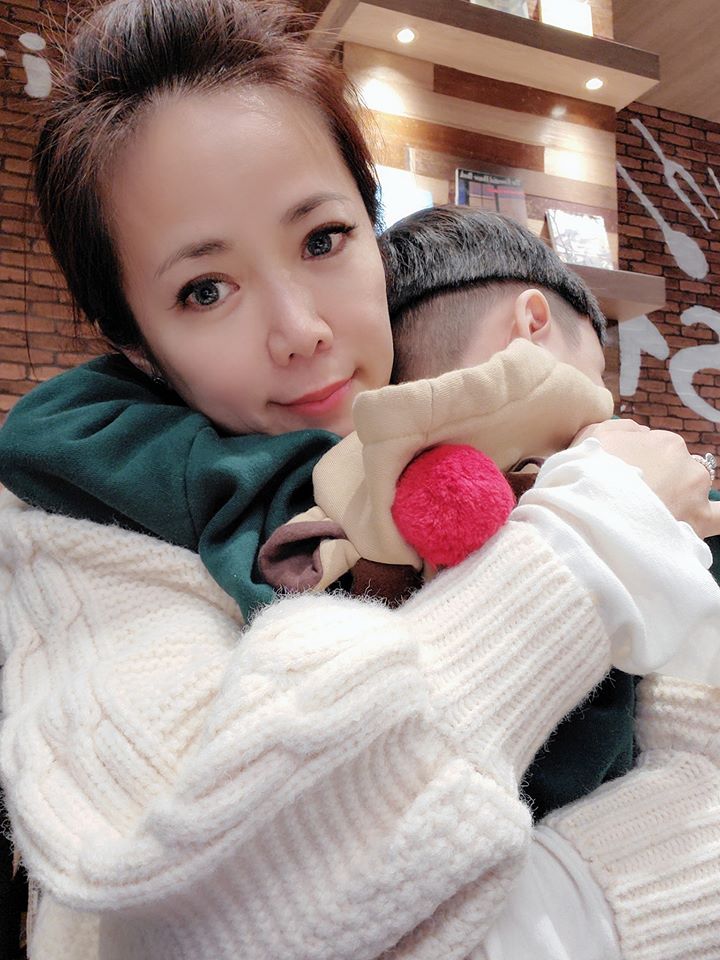 陳仙梅遭算命師說「次子生來剋母」她甘願：我認賠　「兒子玩扮家家酒」被批霸氣回擊：媽媽永遠挺你