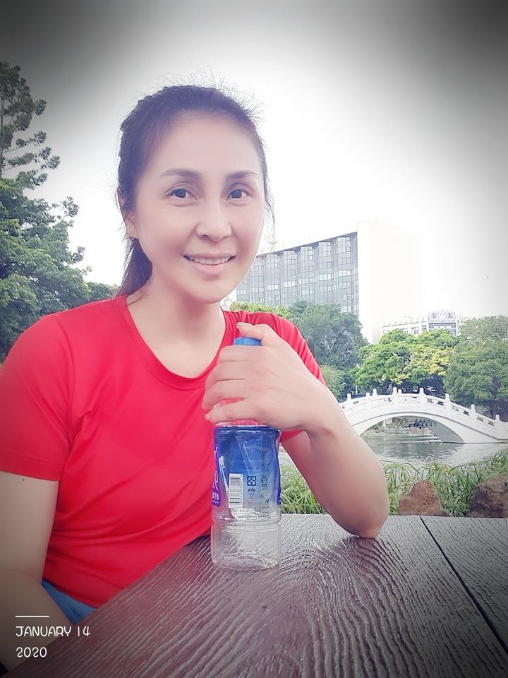 梁佑南曝曾「借200萬高利貸又遇失業」絕望輕生：幸女兒來電　修佛得解脫「樂當自在老娘」婚姻親子大滿足