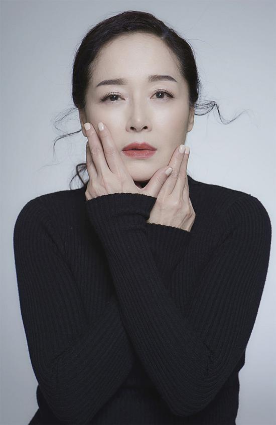 恬妞姐姐曝光！昔為大明星「爆紅遇真愛」婚後15年隱退　姊妹命運大不同「恬妞兩段婚姻皆失敗」