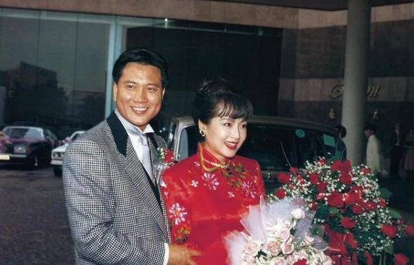 恬妞姐姐曝光！昔為大明星「爆紅遇真愛」婚後15年隱退　姊妹命運大不同「恬妞兩段婚姻皆失敗」