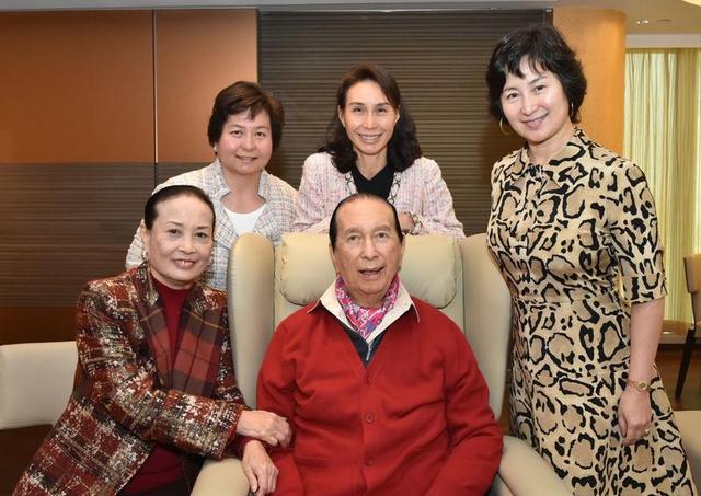 何鴻燊走後15天！二房女「視訊招開董事會」姿態強硬　前哨戰對上四房「非等閒之輩」輸贏難預料