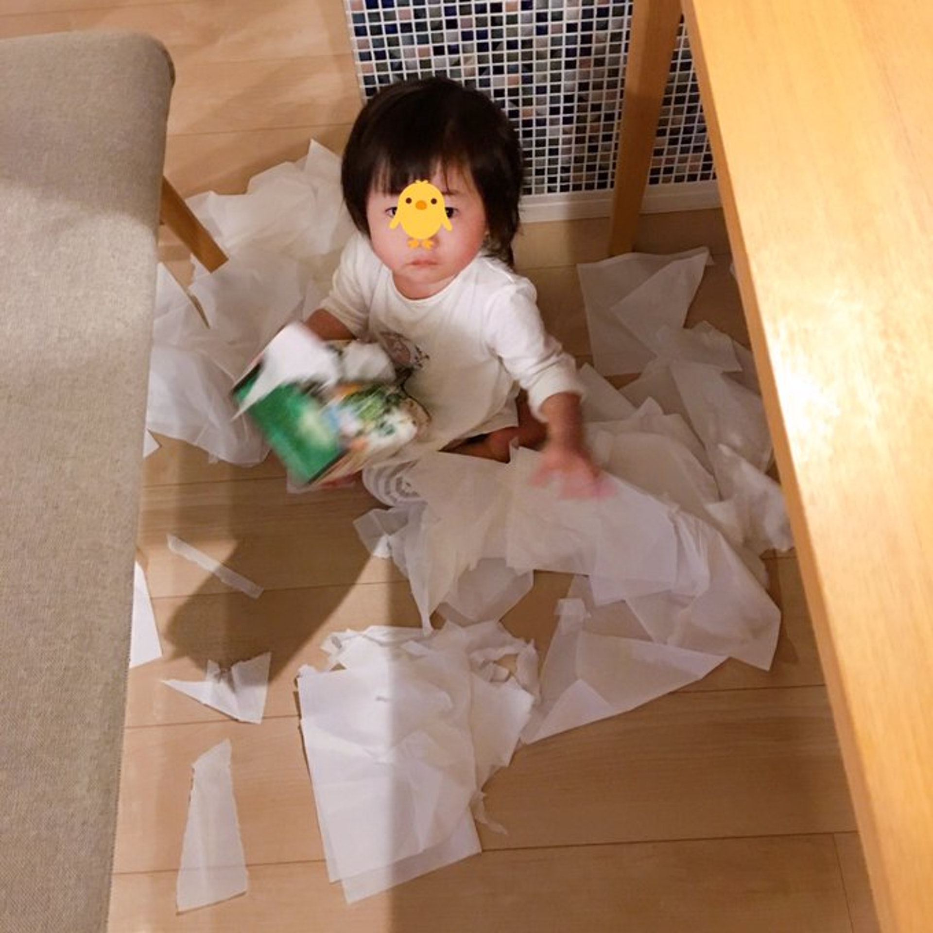 拜託放過我！馬麻心累分享「育兒衝擊圖片」　狂抽衛生紙不算慘「進到房間才傻眼」天下媽媽超有感