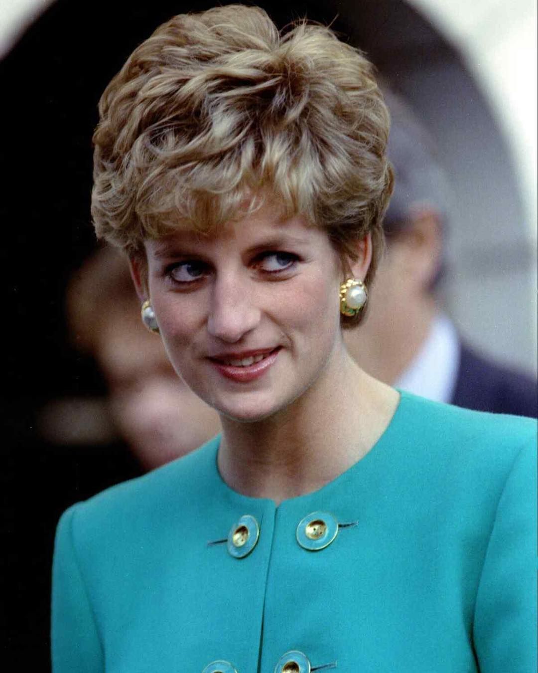 美得就像一幅畫!黛安娜王妃「經典睡美人照」迷倒全球 美照背後「暗藏皇室無盡辛酸」令人鼻酸