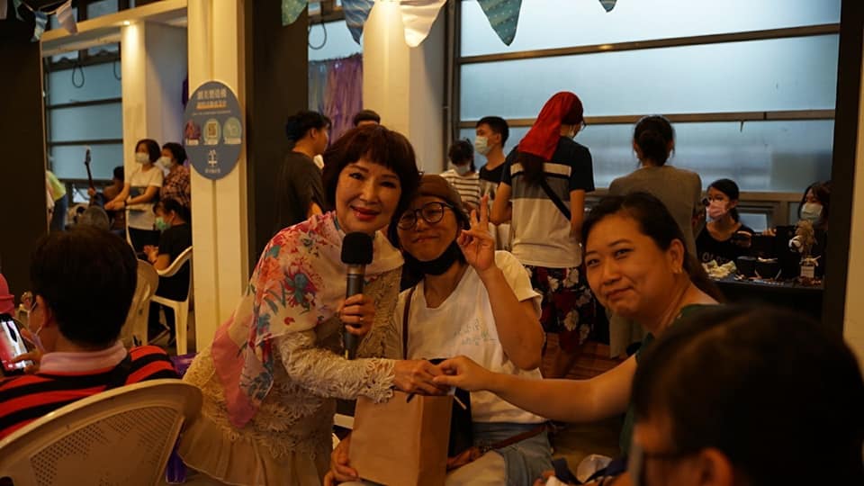 司馬玉嬌「2婚2離同一人」為前夫扛百萬債　對人生豁達「坦言仍是朋友」甘在廟會表演：有飯吃就好