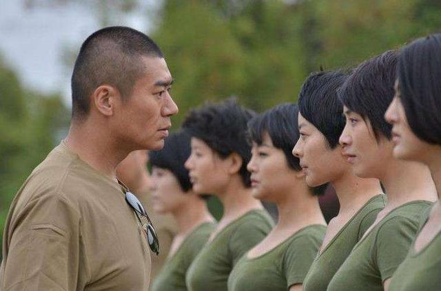 為什麼演戲大多只拍「上半身」？當「鏡頭下移」形象瞬間顛覆    網友：原來我們都被導演騙了