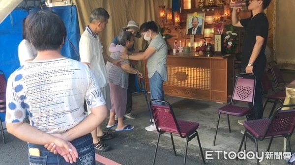 嫌犯被判無罪！李承翰父親悲憤走了「承受煎熬300多天」　92歲阿嬤望遺照哭喊：「我的心肝兒子阿」