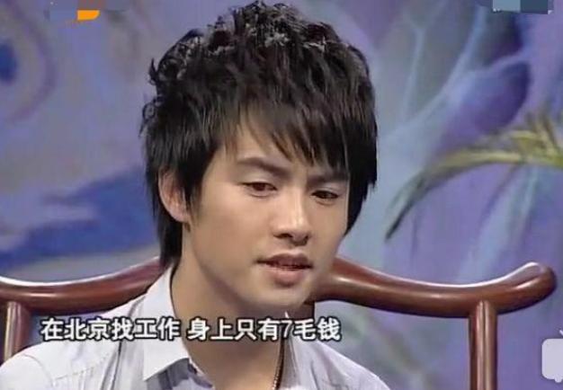 以德報怨！兒時母想不開「託他出門買藥」吃完再沒醒來　成名後房產全給親人「接欠債父回來照顧」