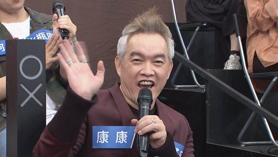 浪子變愛家好男人！康康結婚10年「甜放閃小18歲嫩妻」　心疼曝「吵架一定先低頭」原因網讚：真男人