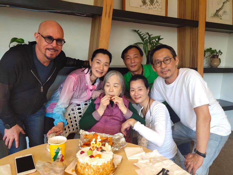 坣娜曝母失智「足足花3年才適應」最怕被忘記　嫁外籍尪3年「堅持定居台灣」只為守護媽媽