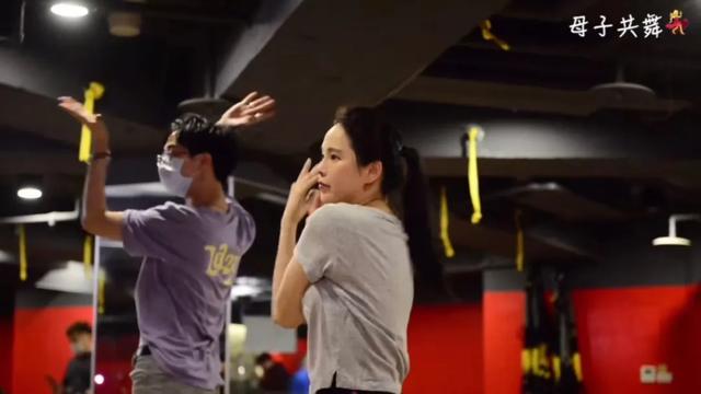 親如母女！伊能靜婆婆「不在意媳婦過去」：只要兒子喜歡　婆媳牽手聊天有默契「站同一陣線」觀念開明