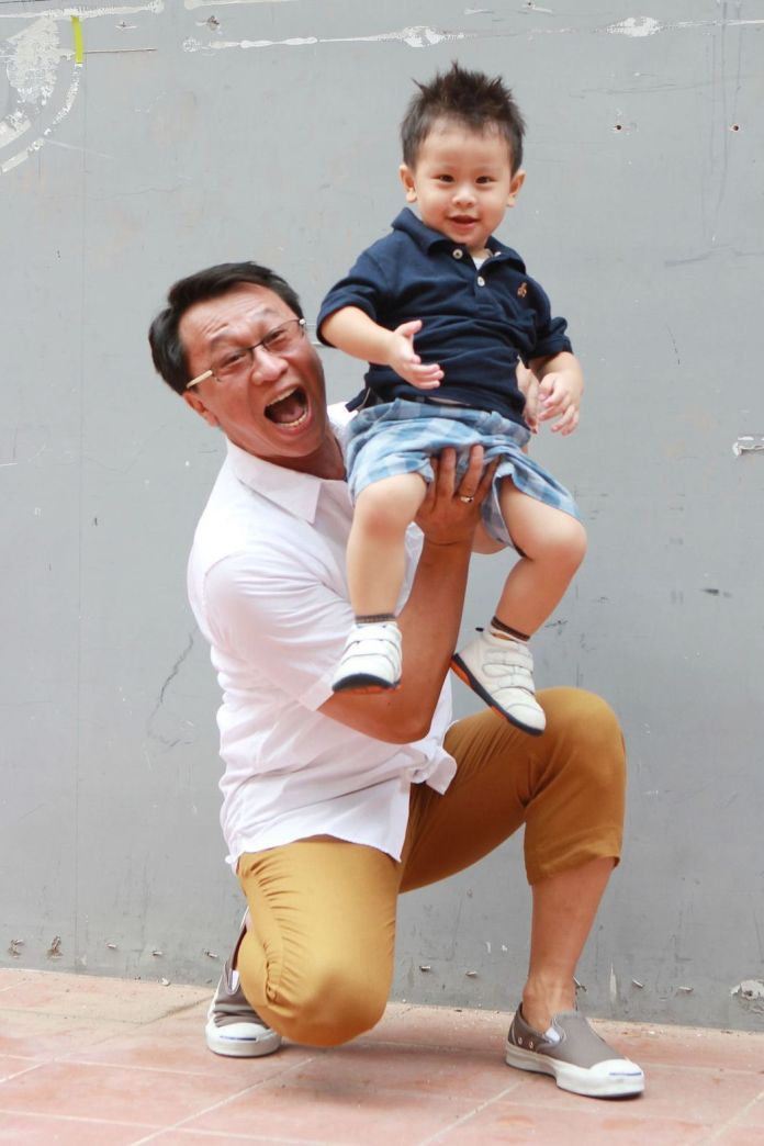游安順宜蘭置產！安排「5歲兒讀森林小學」：心靈教育比競爭重要　心疼「小13歲妻做2次試管」放話：不再生