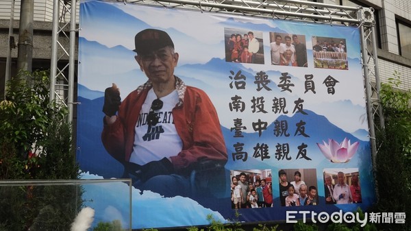 5億超跑送別施爸爸！全台唯一黑牛王「車主被搜出來了」　低調曝「只是在做善事」：套件就700萬 