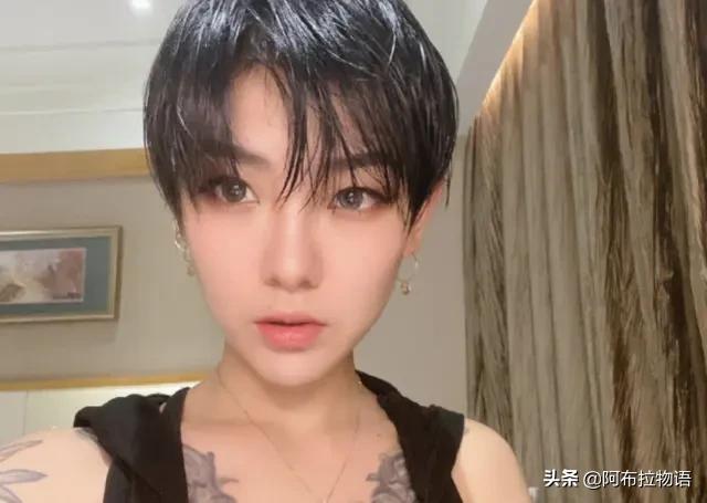 記得穿黑色婚紗的花臂新娘嗎？婚後形象大變「與老公相處」好甜蜜     卸下濃妝「嘟嘴賣萌」超清純
