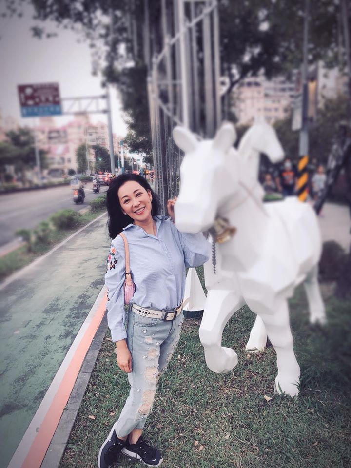 求子1年無果！況明潔「暖把繼子當親生」婚後11年仍熱戀　笑揭「女人要懂裝傻」與老公關係曝光