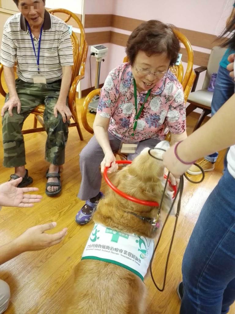 照顧家人陷兩難！唐從聖為81歲老母「數度崩潰想離開」　忍淚勸「早點送安養院」：對大家都好