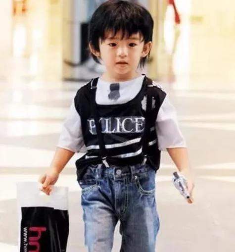 長大不得了！張柏芝大兒子「12歲身高就超媽」   成績名列前茅 「連連跳級」學霸級美貌成校園萬人迷
