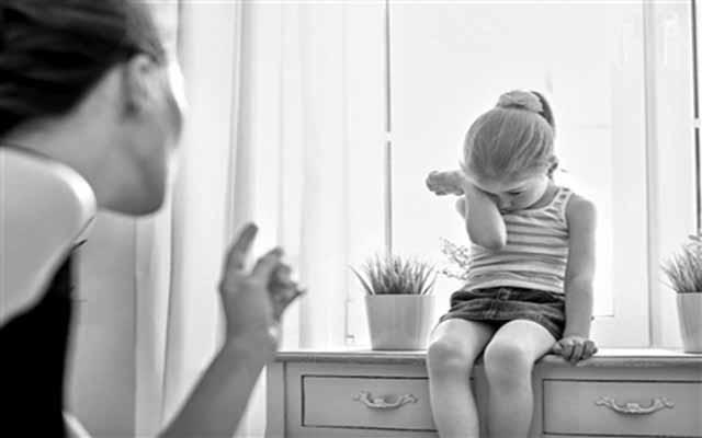 不只有打駡！孩子「偷拿錢包100元 」  媽媽不當面揭穿「超暖處理教育孩子」錢再沒少過：太棒了