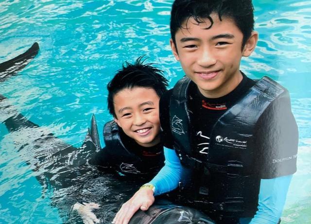 長大不得了！張柏芝大兒子「12歲身高就超媽」   成績名列前茅 「連連跳級」學霸級美貌成校園萬人迷
