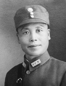 女子為名利「27歲嫁76歲軍官」被丈夫體貼感動　細心照顧晚年「放棄所有遺產」夫走後剃度出家
