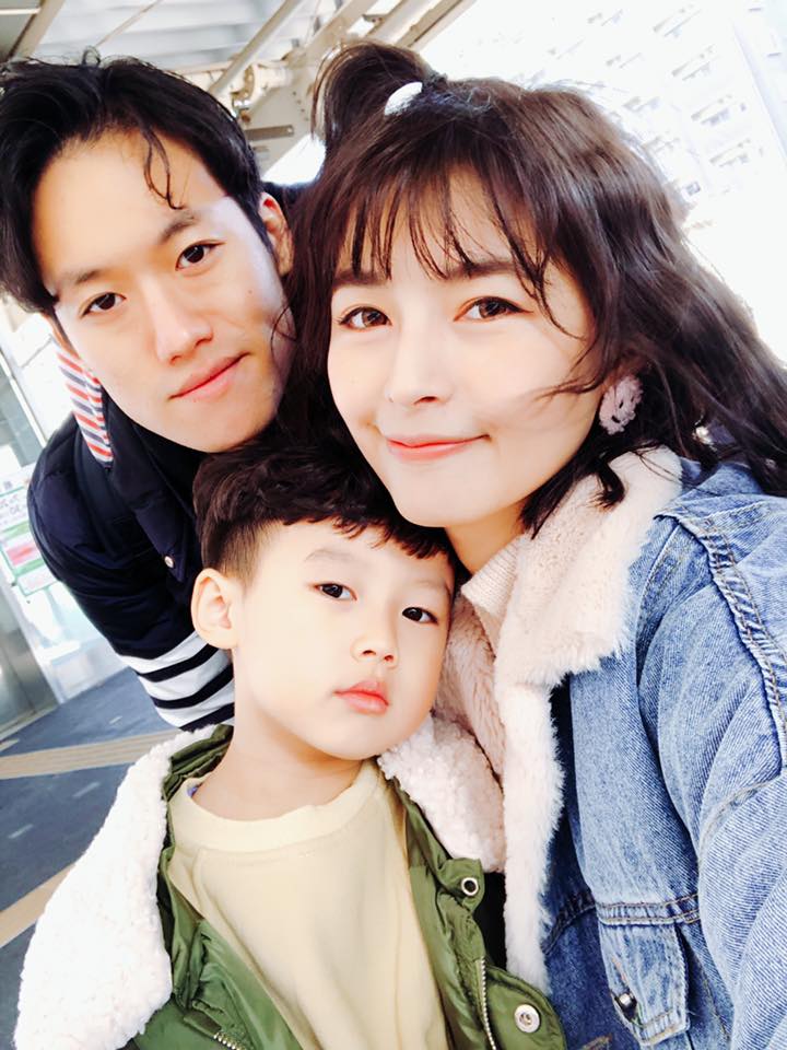 懷二胎6個月！女星老公突然「拋下妻兒走人」自己去追夢　聽兒子卑微心聲「她瞬間潰堤」：媽媽沒能力