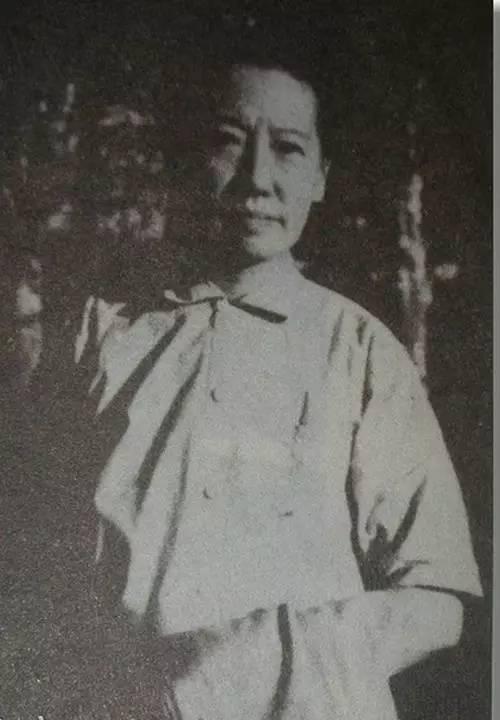 「名媛後媽」PK「天才繼女」！她出身名門卻為人繼室，與繼女鬥爭多年惡名昭著   晚年笑嘆：無愧於心