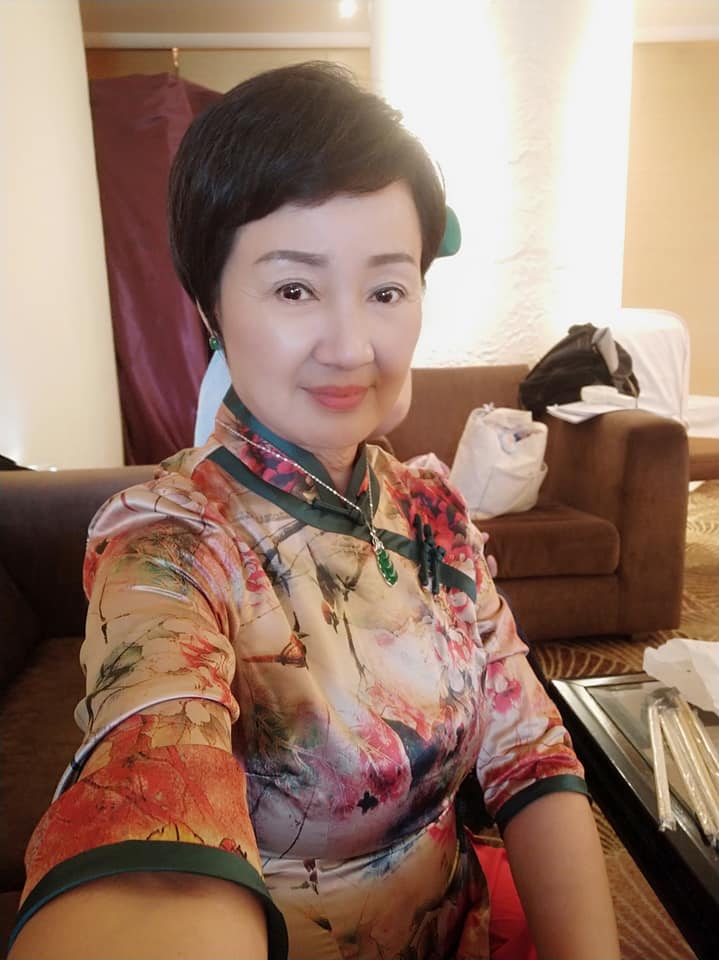 熬過失婚陰影！玉女始祖鮑正芳2婚2離「失聯女兒10多年」　淚曝「一生做最錯」：放棄愛女監護權