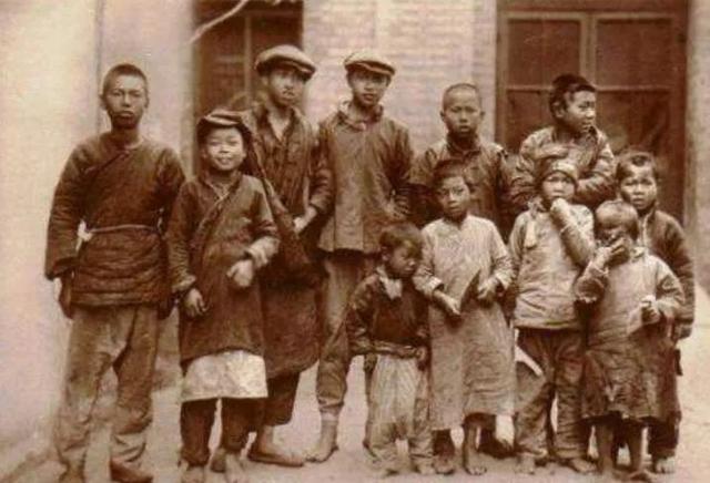 豪門千金「不顧反對嫁窮小子」自掏腰包貼聘金　耗盡積蓄支持「夫成大企業家」晚年恩愛享福：感謝我曾吃軟飯