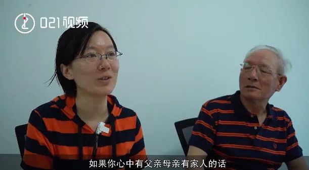 10年玩遍30國！孝女「花光積蓄帶病父圓夢」活在當下　「拍20本相簿留念」淚謝：最珍貴的財產