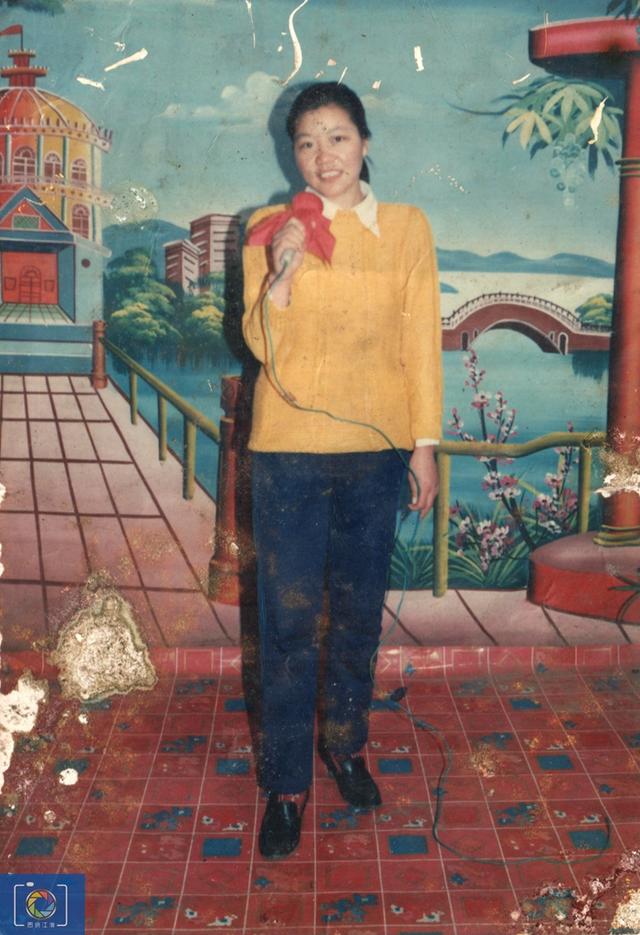 我，今年51歲，30年前嫁給我的老師，陪他開貨車跑運輸賣豬頭肉