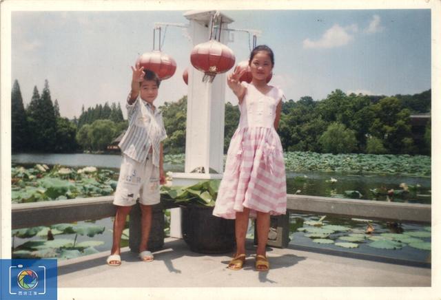 我，今年51歲，30年前嫁給我的老師，陪他開貨車跑運輸賣豬頭肉